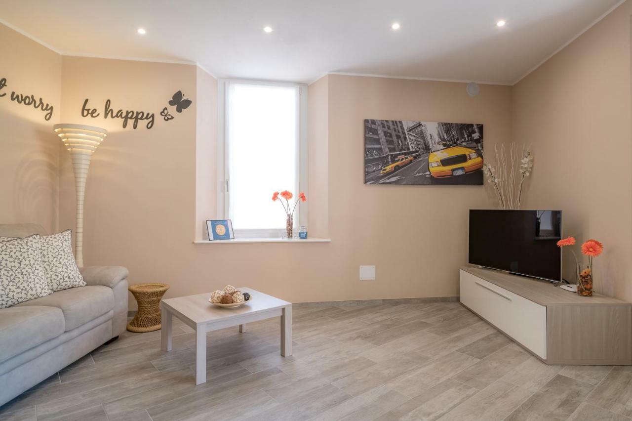 Appartamento Casa dei Platani Wi-Fi Parcking Free San Siro  Esterno foto